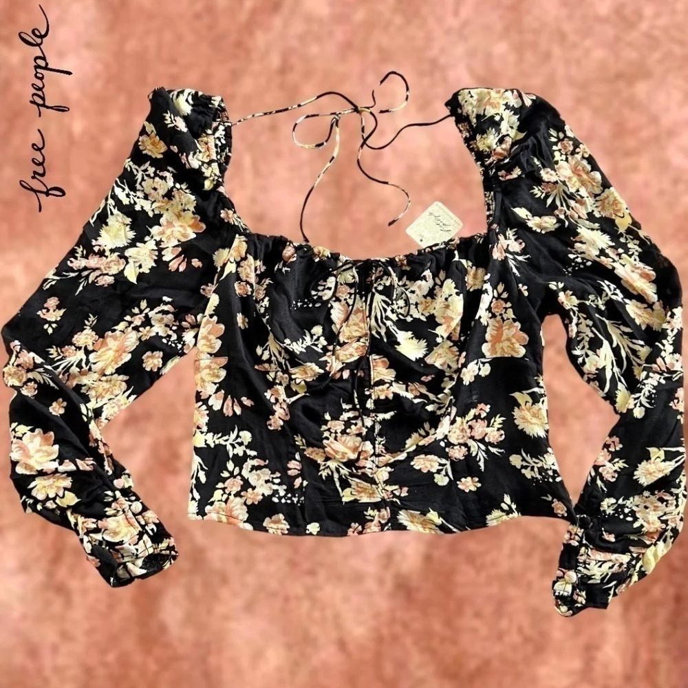 FREE PEOPLE Hilary Square-Keyhole-Neck Long Sleeve Ruch-Smock Details Top Lg